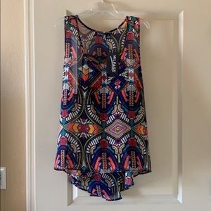 Women’s geometric tunic tank